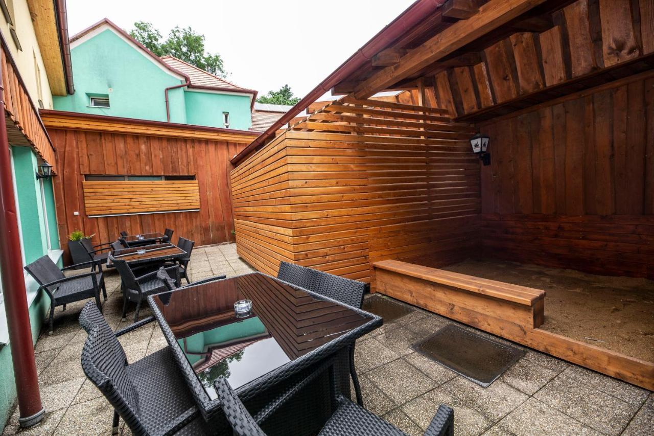 Penzion Grasel Nove Syrovice Bagian luar foto